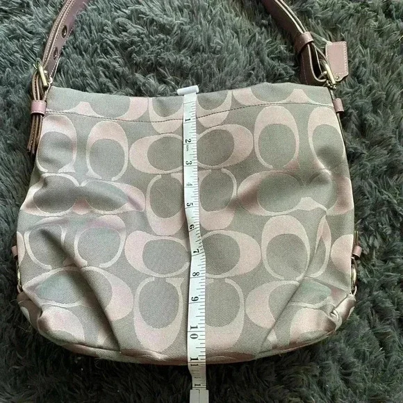 Coach purse - Picture 5 of 7